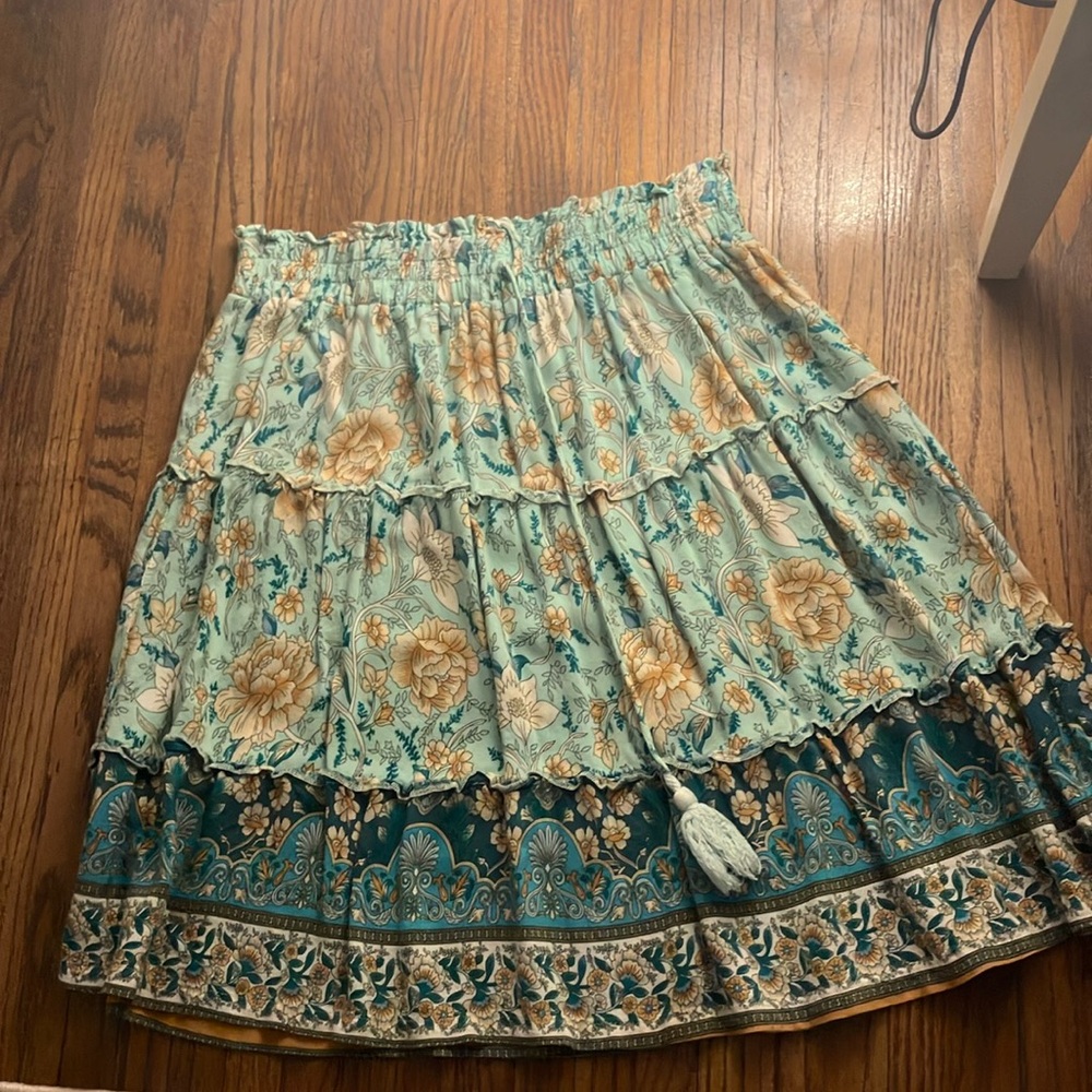 blue skirt